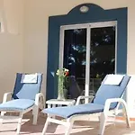 Petit Blau Apartment *