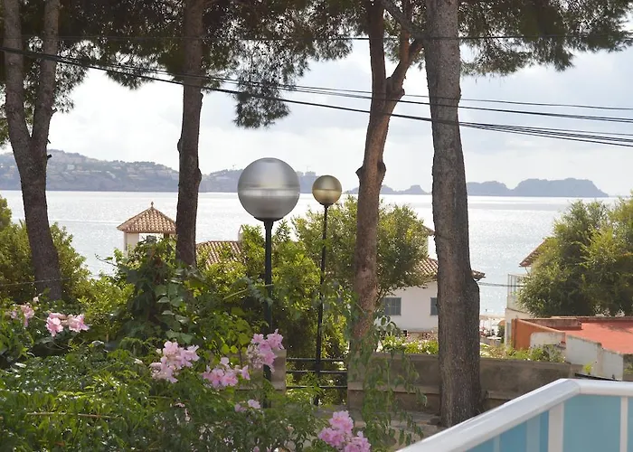 Petit Blau * Peguera