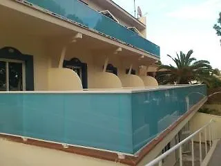 Petit Blau Apartment